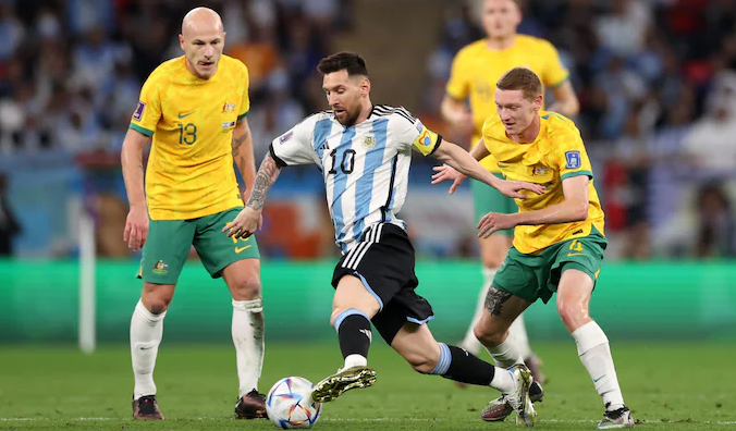 Argentina defeats australia to advance to quarter finals of 2022 fifa world cup in qatar