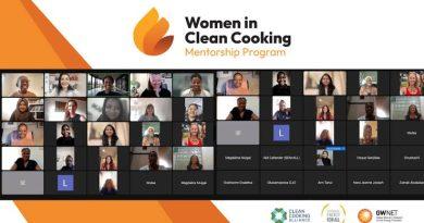 women in clean cooking industry